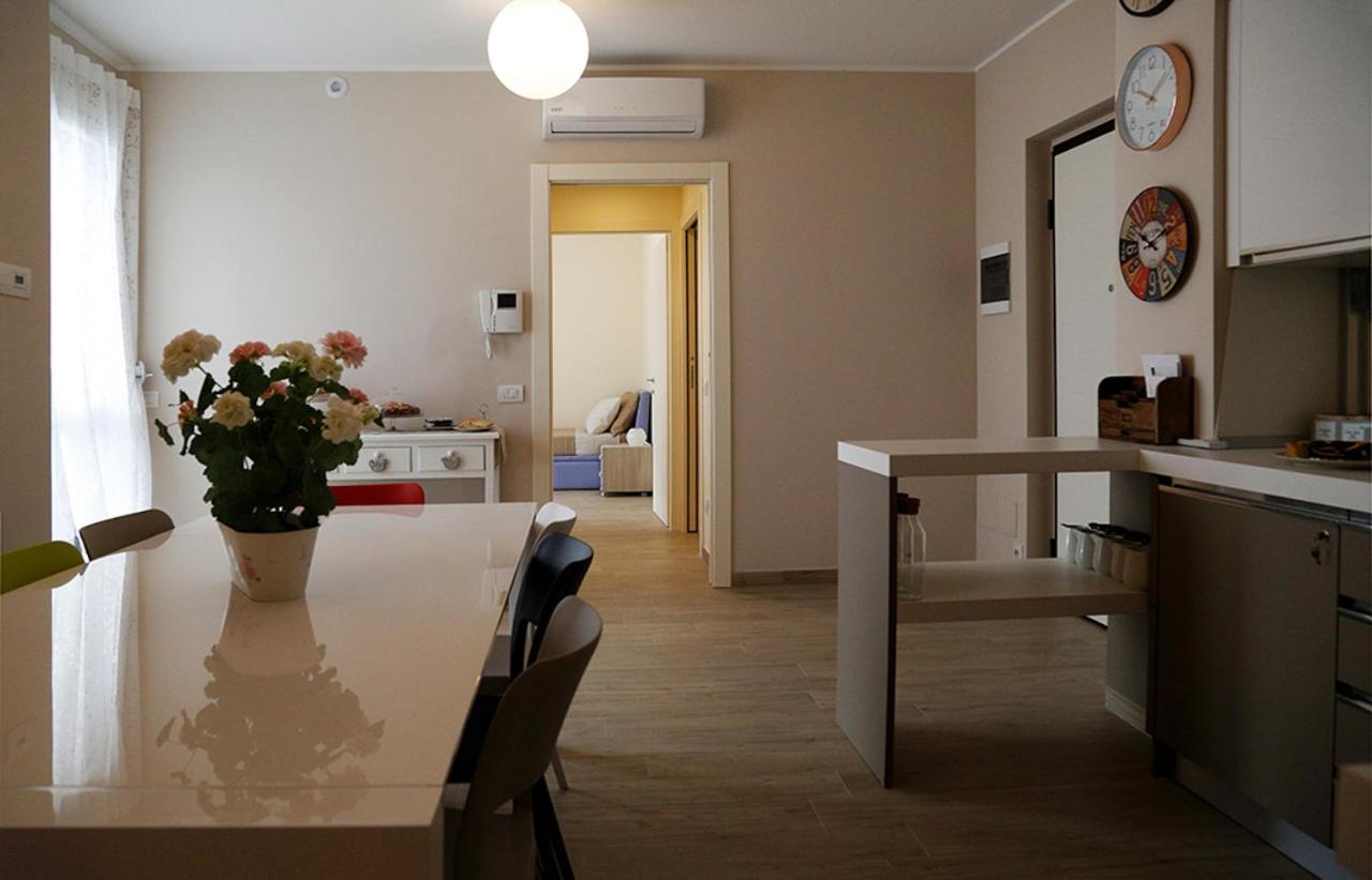 C.A.V. B&B Curiel20 San Donato Milanese Bagian luar foto
